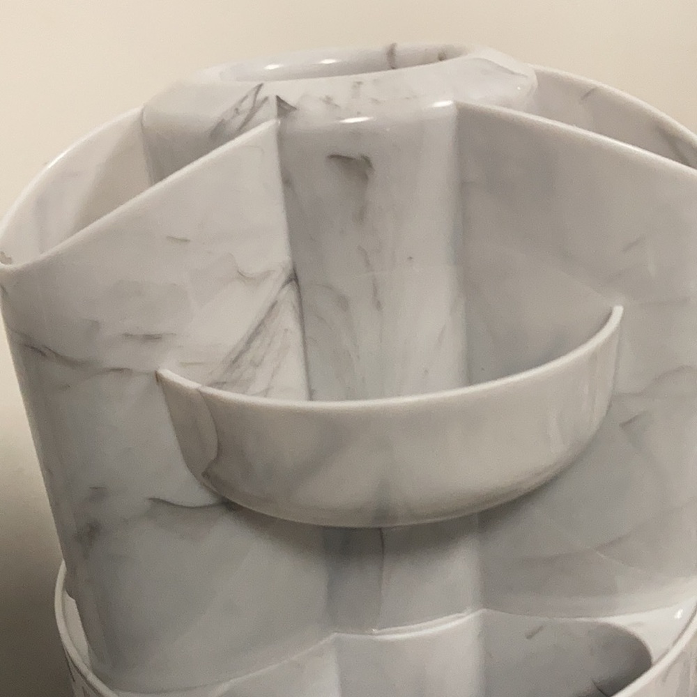 Relisted 10 compartment multi use revolving organizer faux marble look - Picture 8 of 11